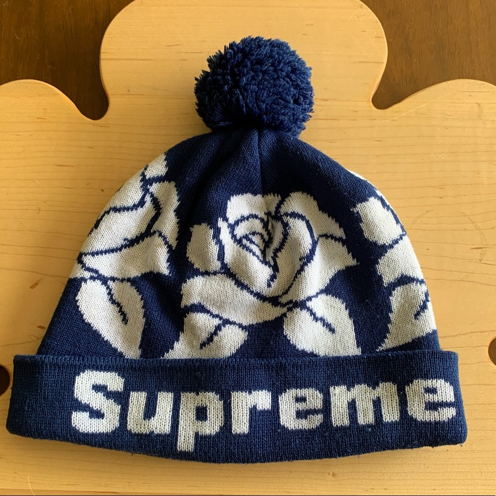 Supreme Pom Pom Beanie - Navy Blue